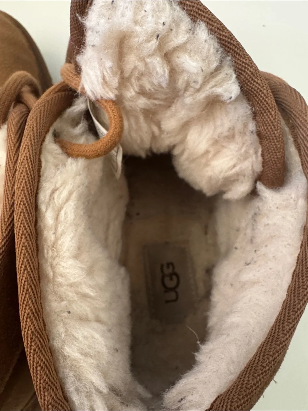 UGG Women’s Neumel Chestnut Suede Shearling Ankle Boots Size 7